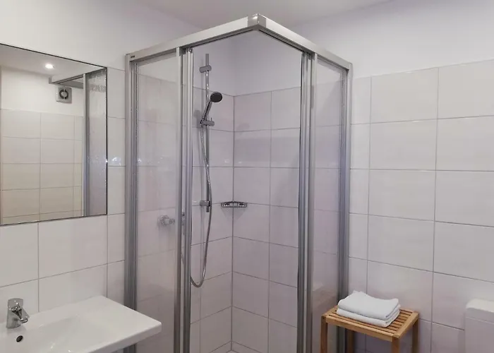 Ξενοδοχείο Minerva Garni 3*