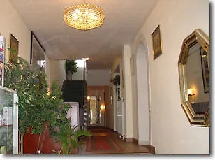 Minerva Garni Ξενοδοχείο Ντίσελντορφ