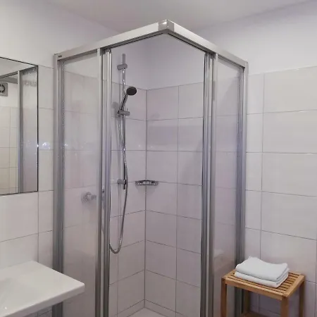Ξενοδοχείο Minerva Garni 3*