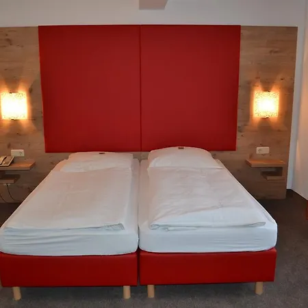 Hotel Minerva Garni 3*
